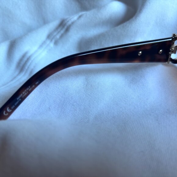 Gucci Black Women's Sunglasses - Picture 8 of 11